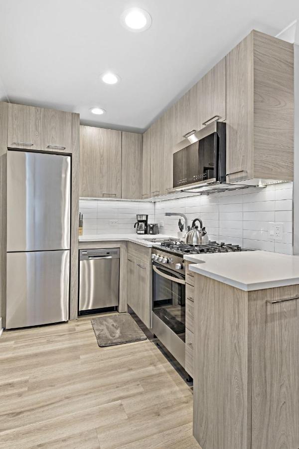 Sophisticated Studio Apartment With Modern Kitchen - Oakdale Od2 Rep Chicago Eksteriør billede