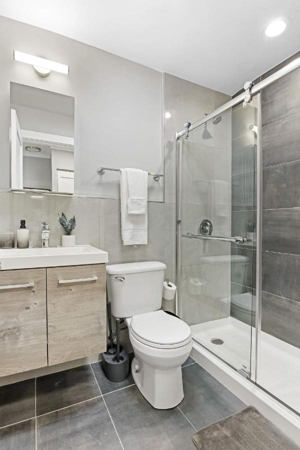 Sophisticated Studio Apartment With Modern Kitchen - Oakdale Od2 Rep Chicago Eksteriør billede